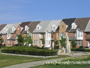 A photograph of a block of homes designed by Avi Friedman.